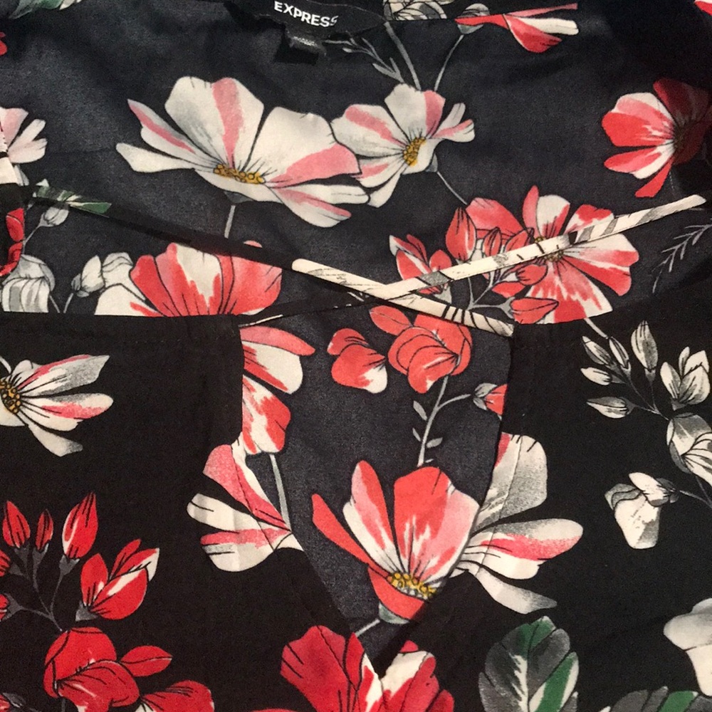 Express shirt - Picture 2 of 3